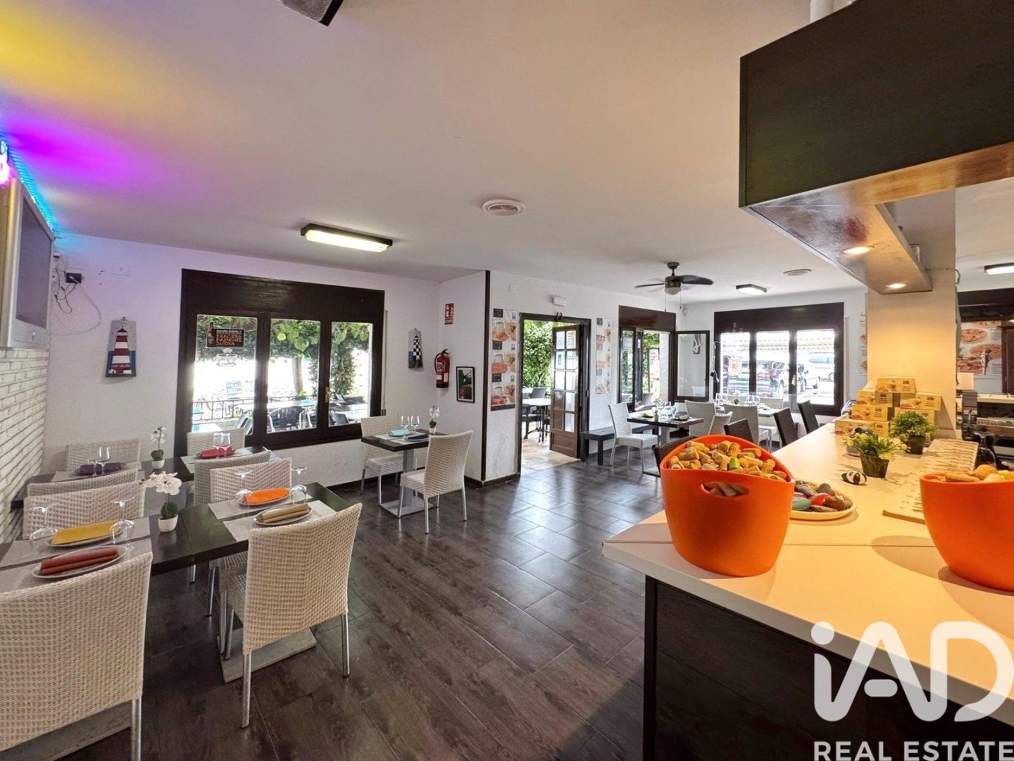 Commercial property in Mont-roig del Camp, Tarragona, Spain 3 bedrooms, 190 sq.m. No. 188176