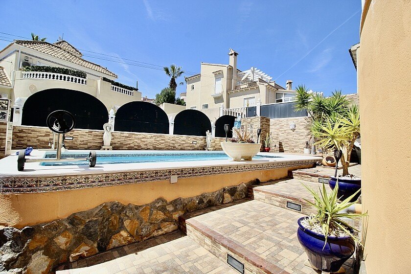 Villa Villamartin, Alicante, Spānijā 4 istabas, 180 m2 Nr. 103551