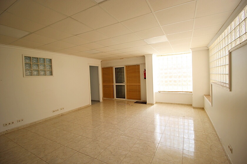 Propiedad comercial en La Zenia, Alicante, España 300 m2 No. 103550