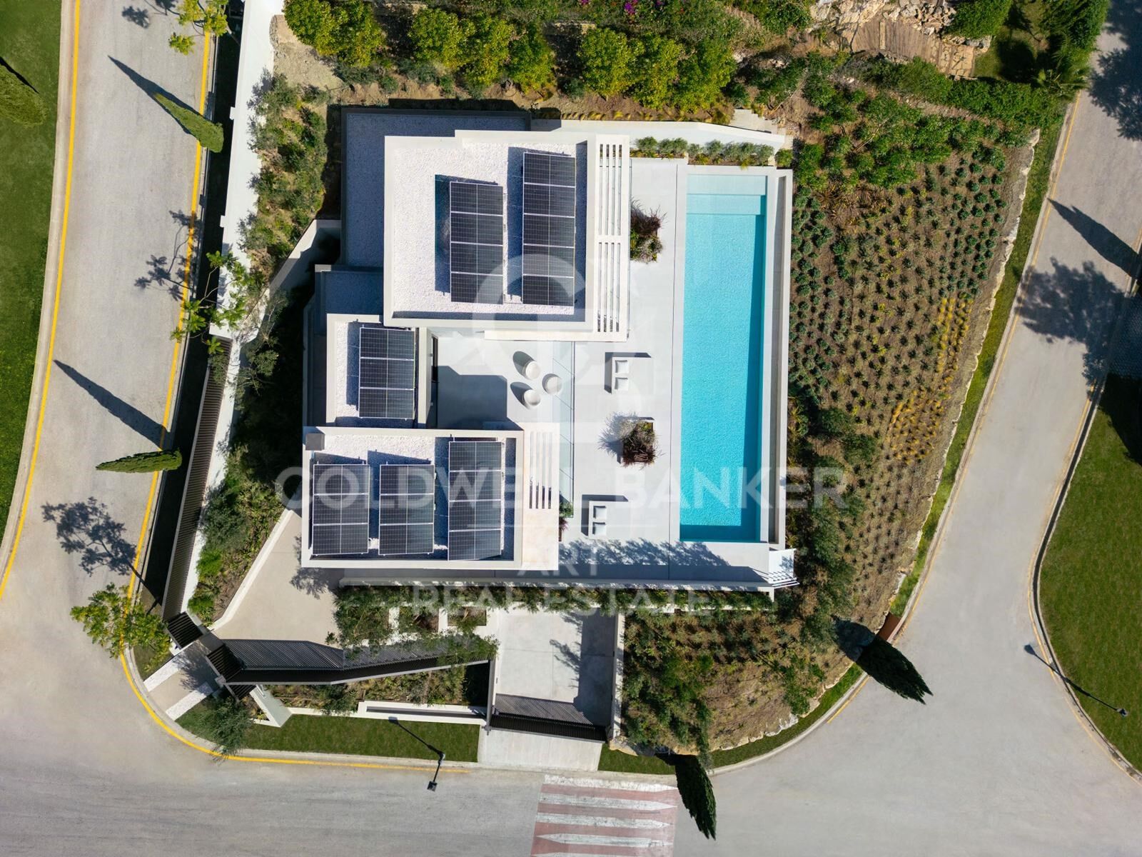 Villa in Benahavis, Malaga, Spain 5 bedrooms, 540 sq.m. No. 157446