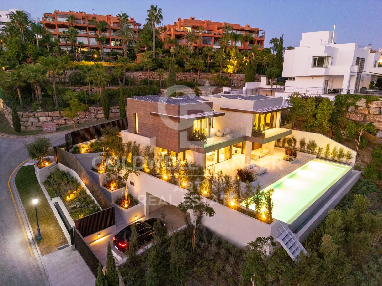 Villa in Benahavis, Malaga, Spain 5 bedrooms, 540 sq.m. No. 157446