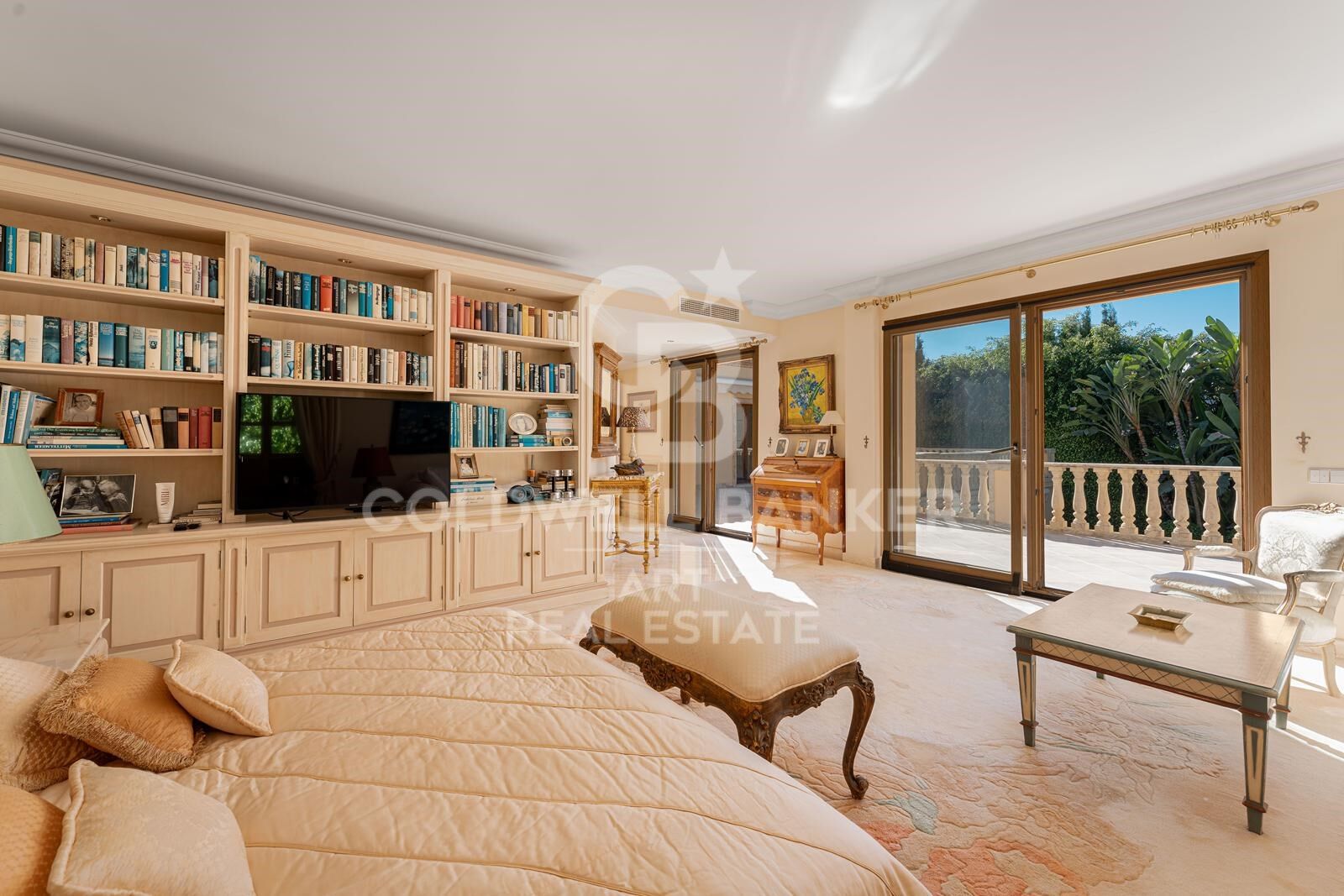 Villa in Marbella, Malaga, Spanien 5 Schlafzimmer, 405 m2 Nr. 157449