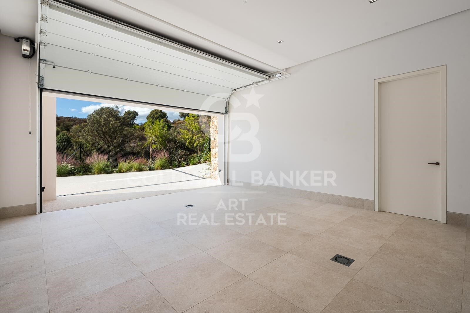 Villa i Marbella, Malaga, Spanien 5 sovrum, 825 kvm. Nr. 157443