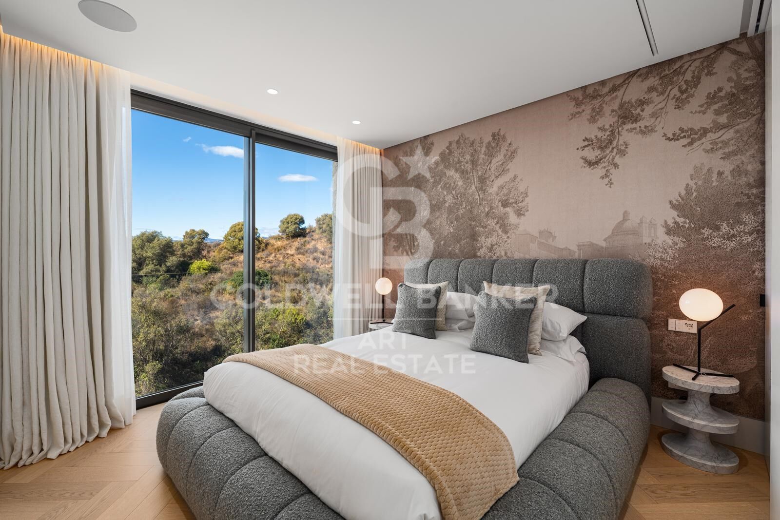 Villa i Marbella, Malaga, Spanien 5 sovrum, 825 kvm. Nr. 157443