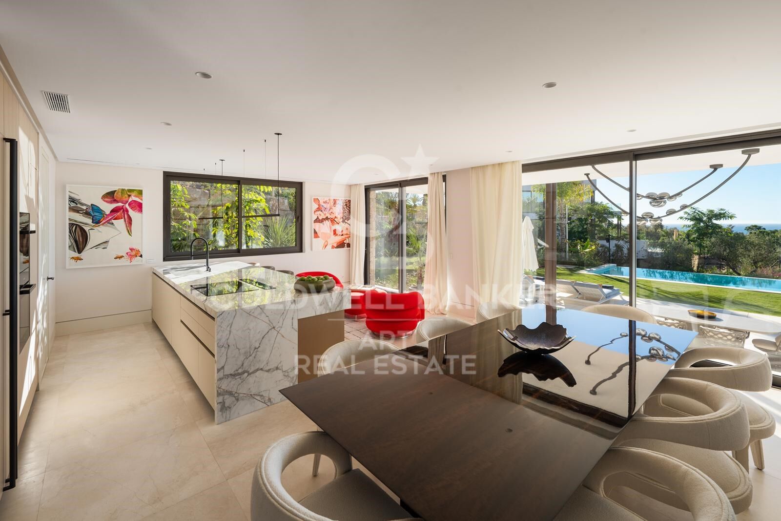 Villa i Marbella, Malaga, Spanien 5 sovrum, 825 kvm. Nr. 157443