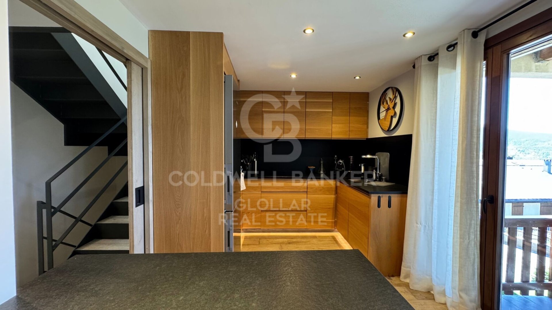 House en Espagne 3 chambres, 175 m2 No. 157445