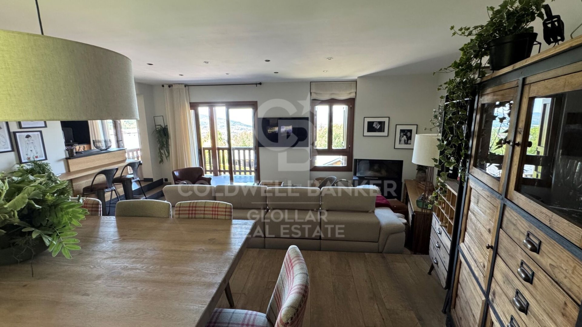House en Espagne 3 chambres, 175 m2 No. 157445