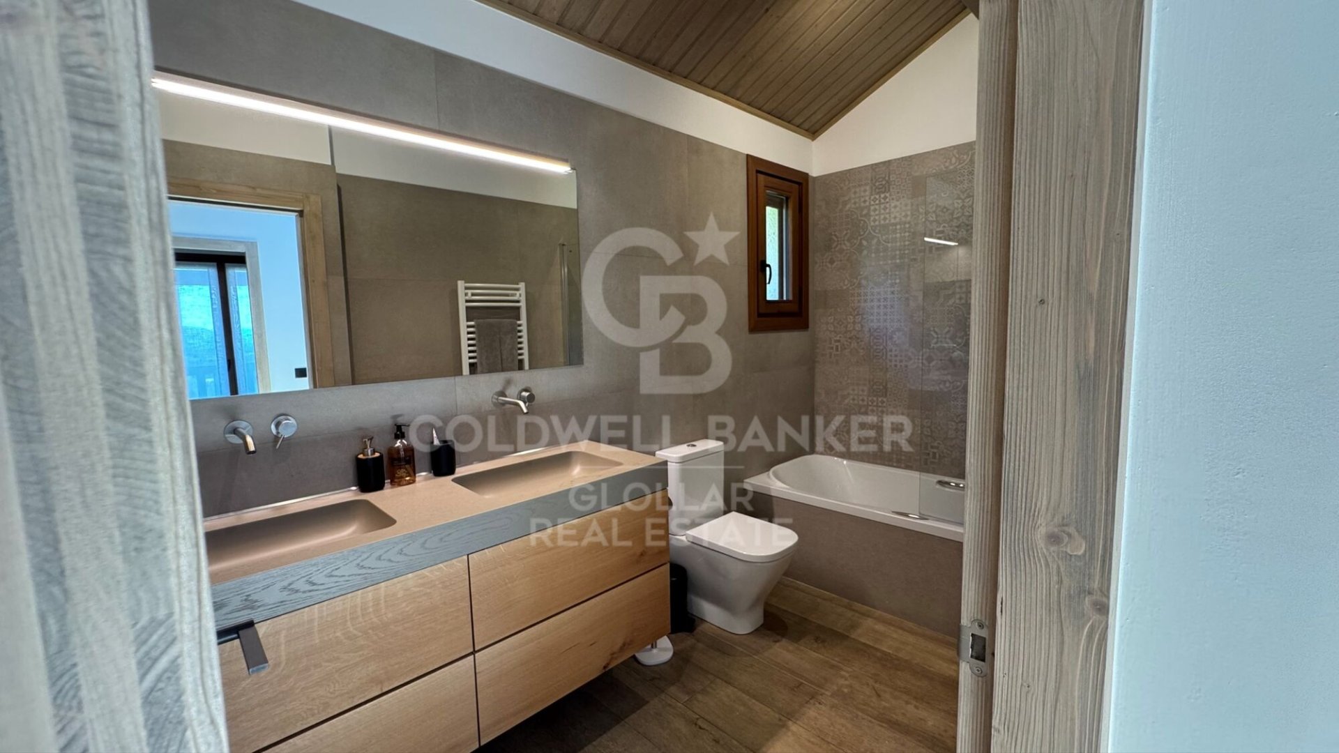 House en Espagne 3 chambres, 175 m2 No. 157445