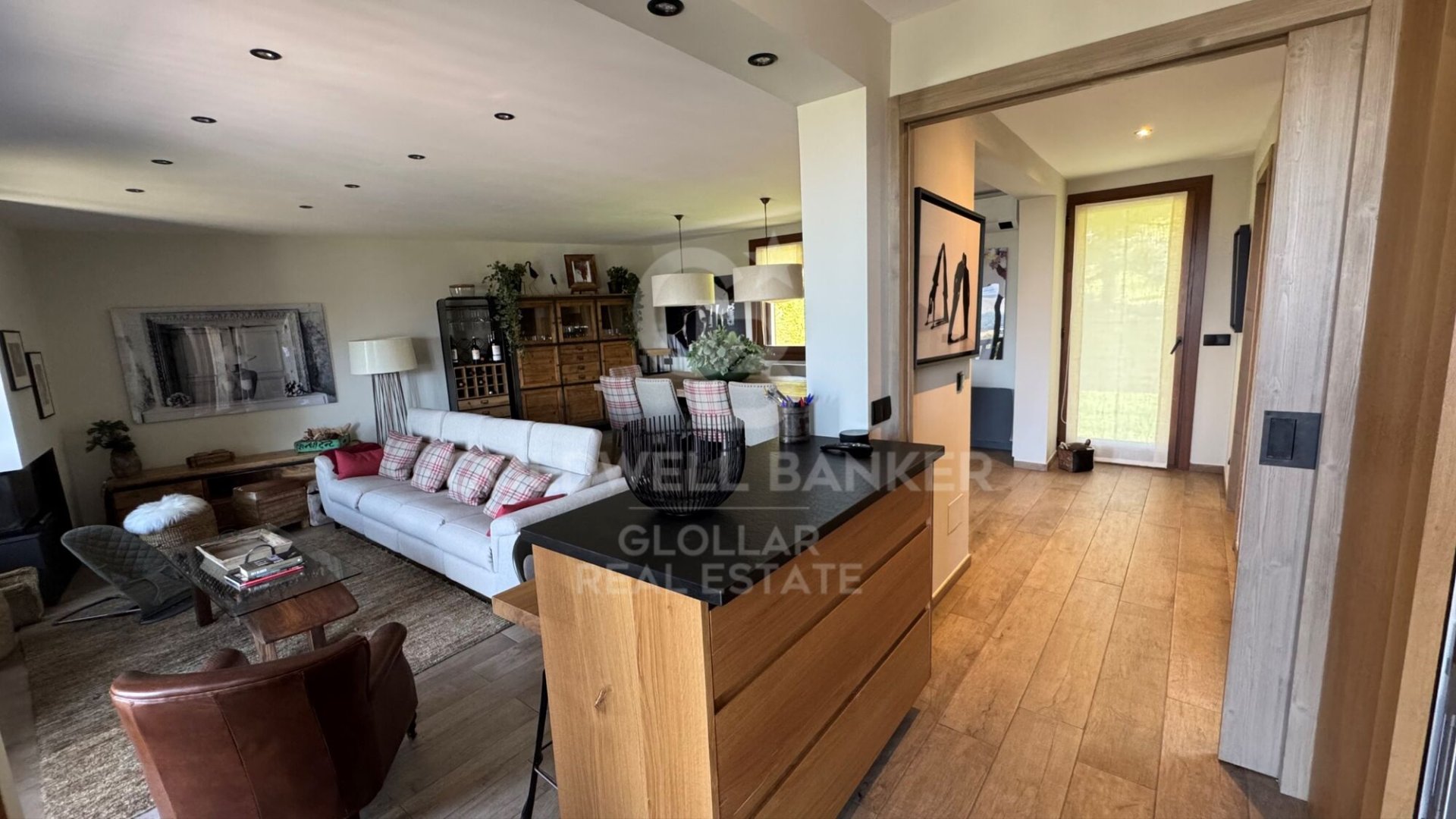 House en Espagne 3 chambres, 175 m2 No. 157445