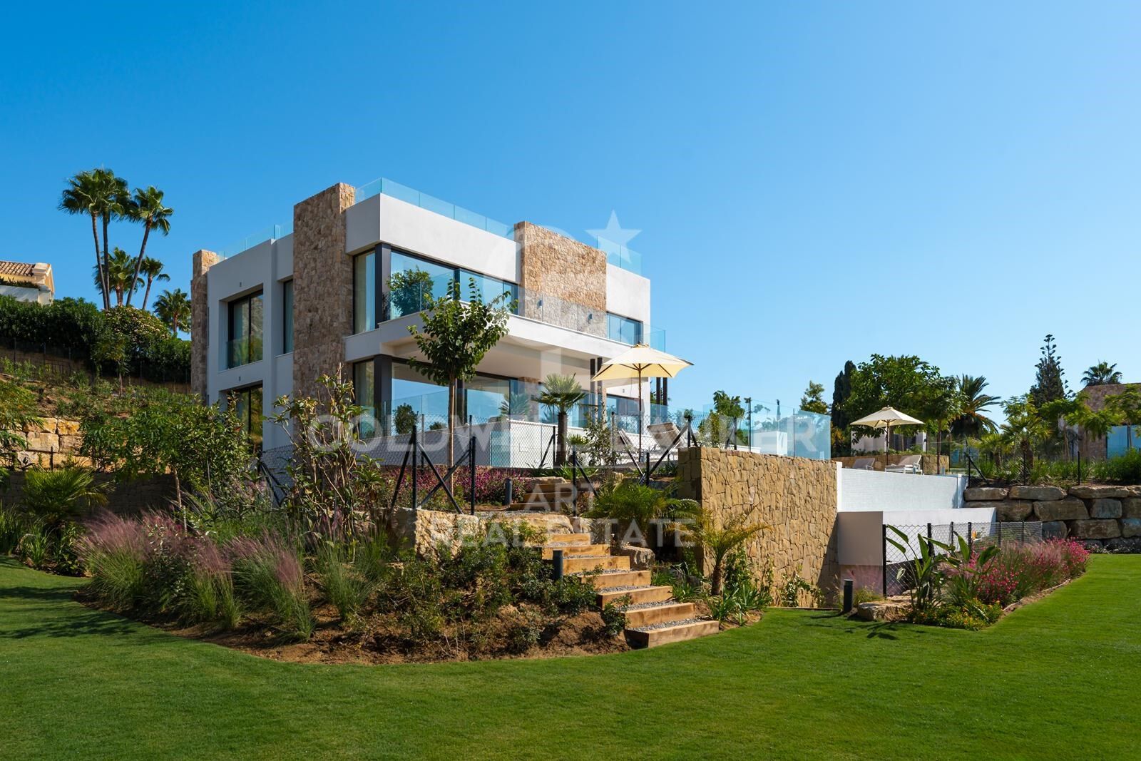 Villa in Marbella, Malaga, Spain 5 bedrooms, 799 sq.m. No. 157444
