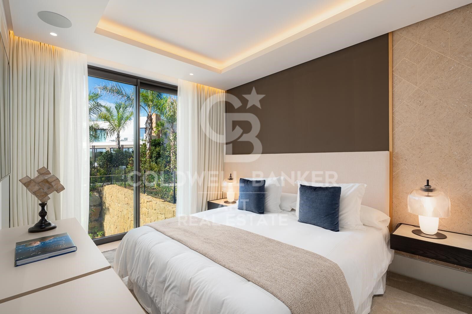Villa in Marbella, Malaga, Spain 5 bedrooms, 799 sq.m. No. 157444