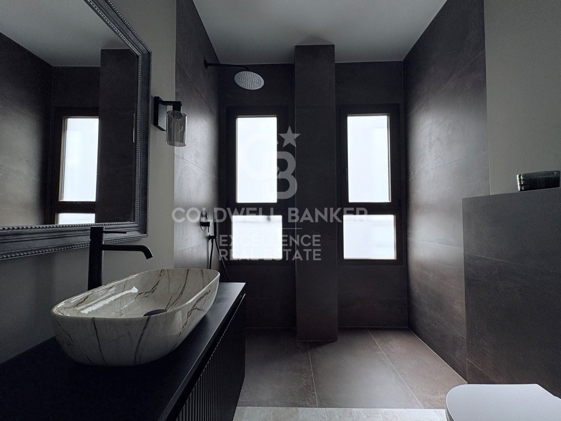 Huoneisto Valencia, Espanja 3 makuuhuonetta, 153 m2 No. 178436