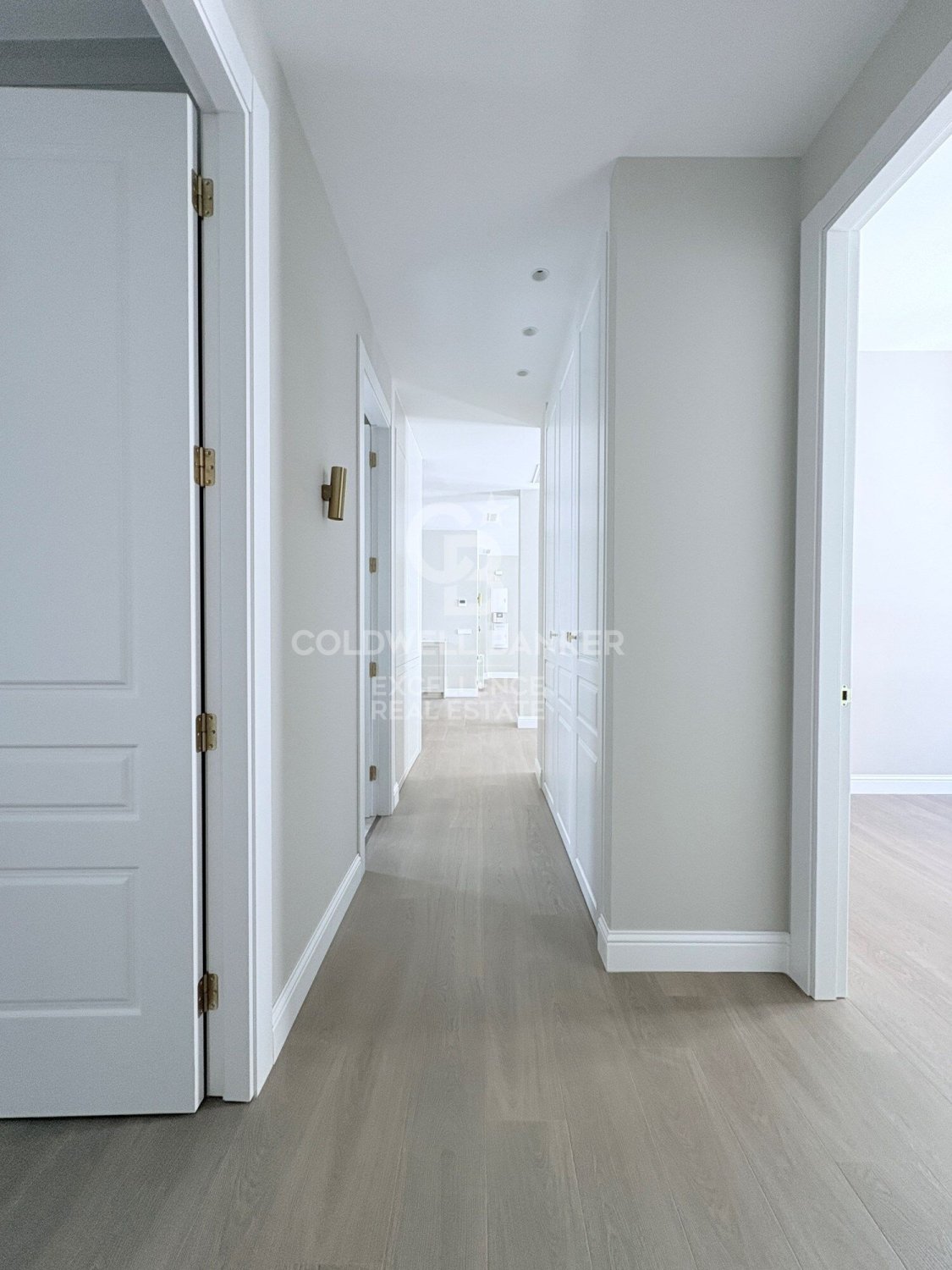 Huoneisto Valencia, Espanja 3 makuuhuonetta, 153 m2 No. 178436