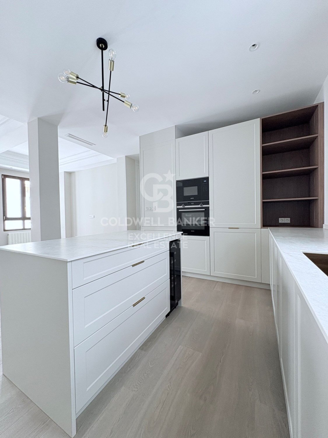 Huoneisto Valencia, Espanja 3 makuuhuonetta, 153 m2 No. 178436