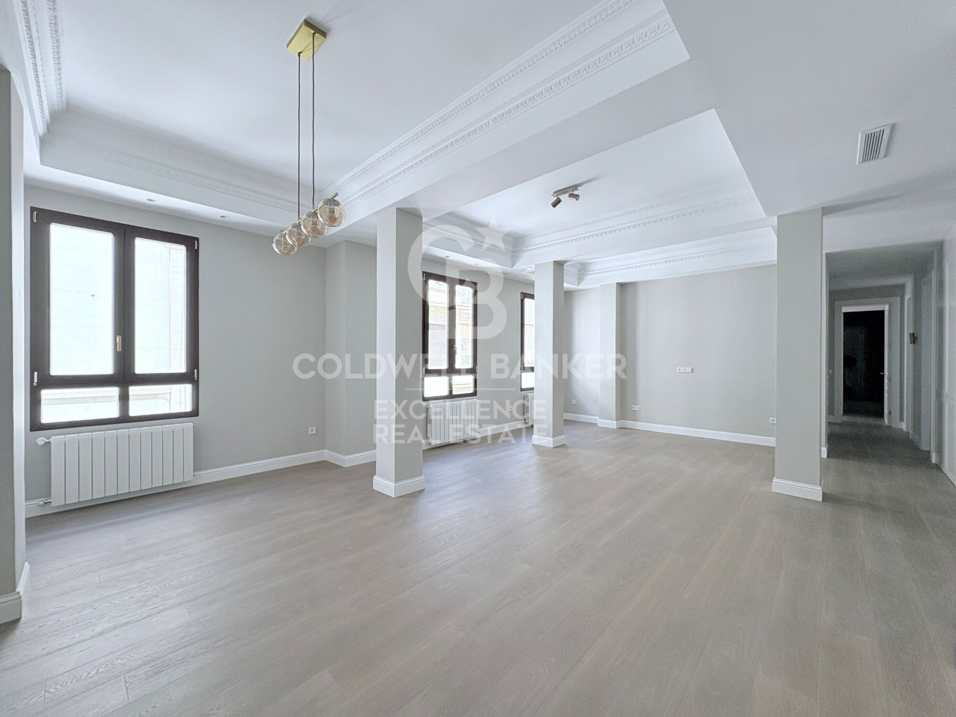 Huoneisto Valencia, Espanja 3 makuuhuonetta, 153 m2 No. 178436
