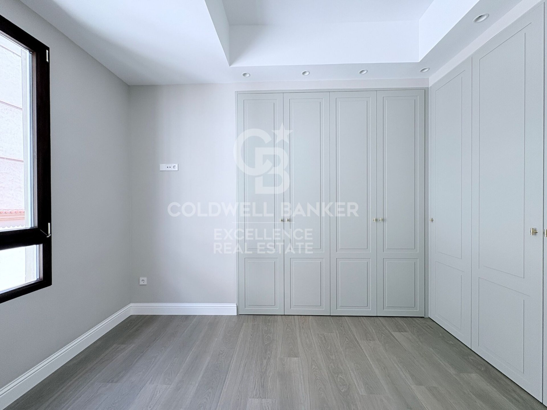 Huoneisto Valencia, Espanja 3 makuuhuonetta, 153 m2 No. 178436