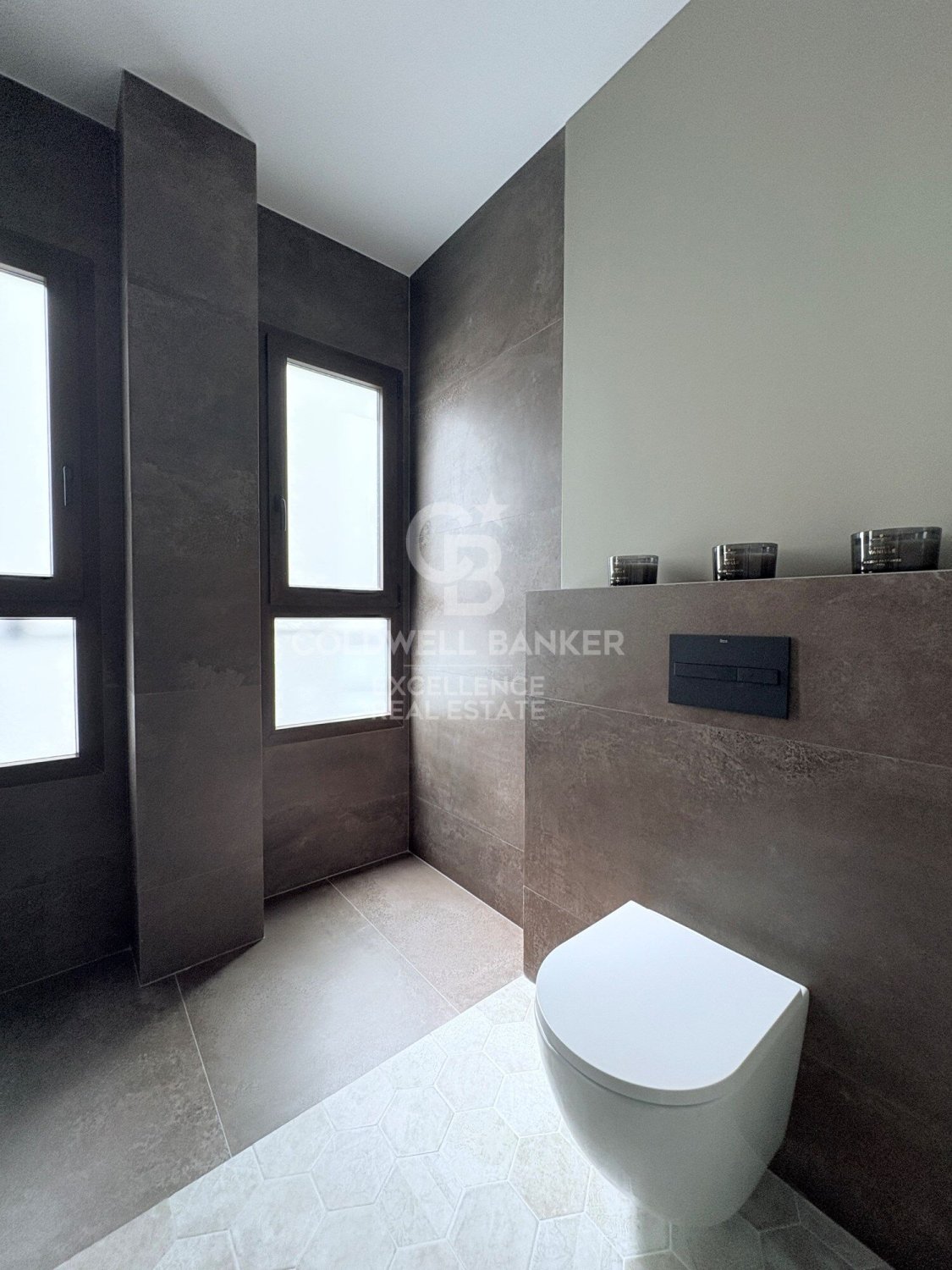Huoneisto Valencia, Espanja 3 makuuhuonetta, 153 m2 No. 178436