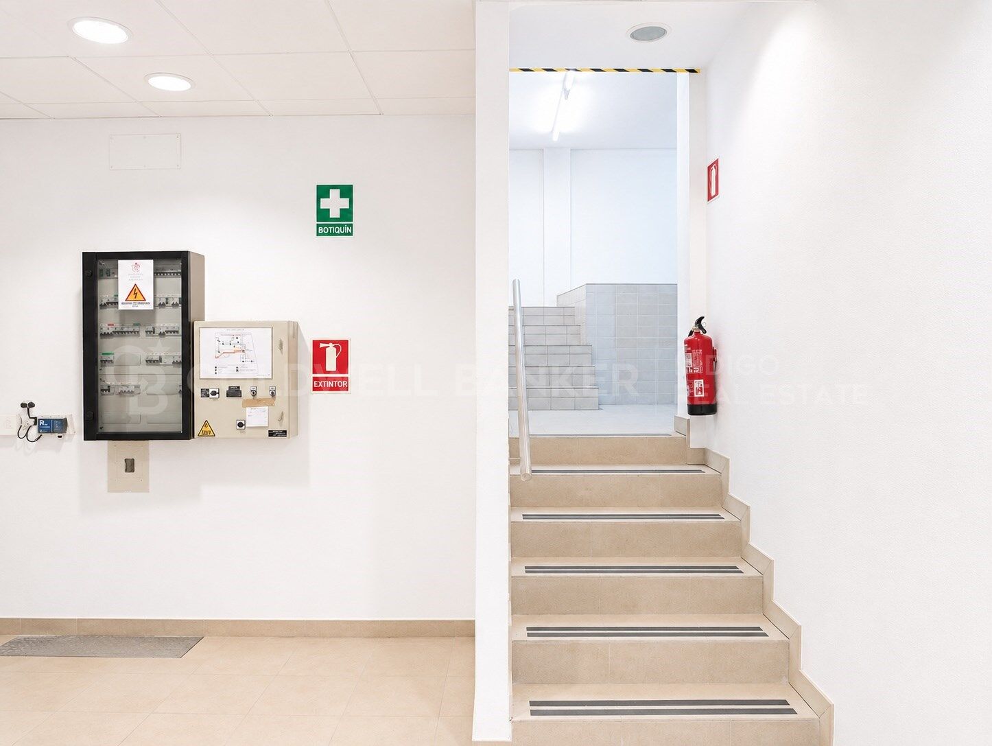 Propiedad comercial en Vigo, Pontevedra, España 151 m2 No. 178433