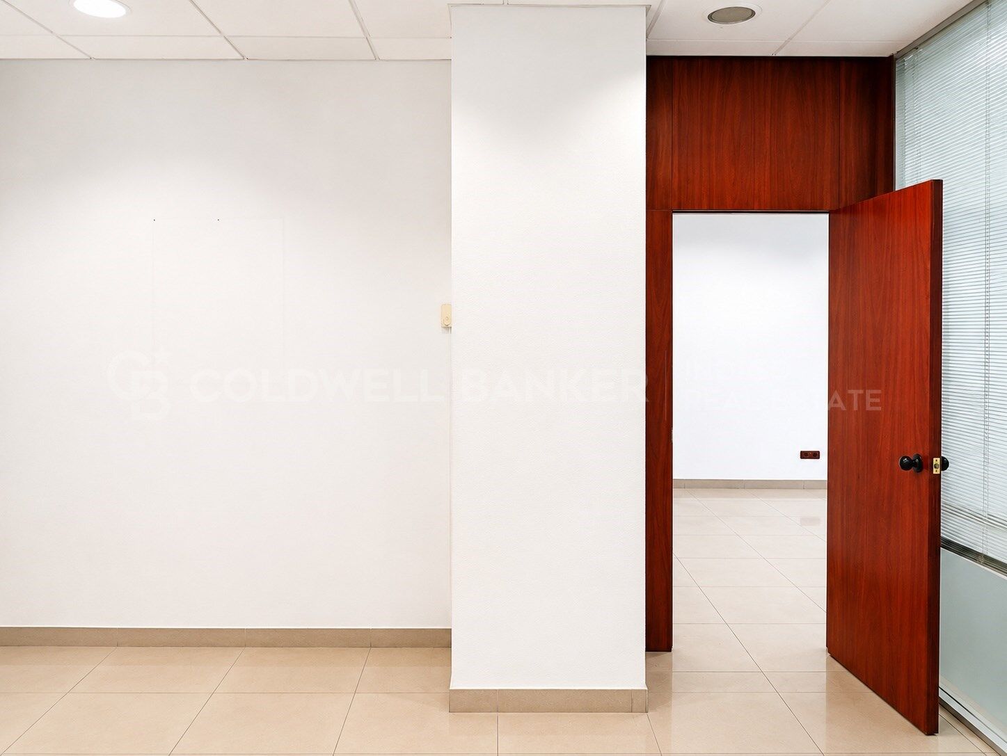 Propiedad comercial en Vigo, Pontevedra, España 151 m2 No. 178433
