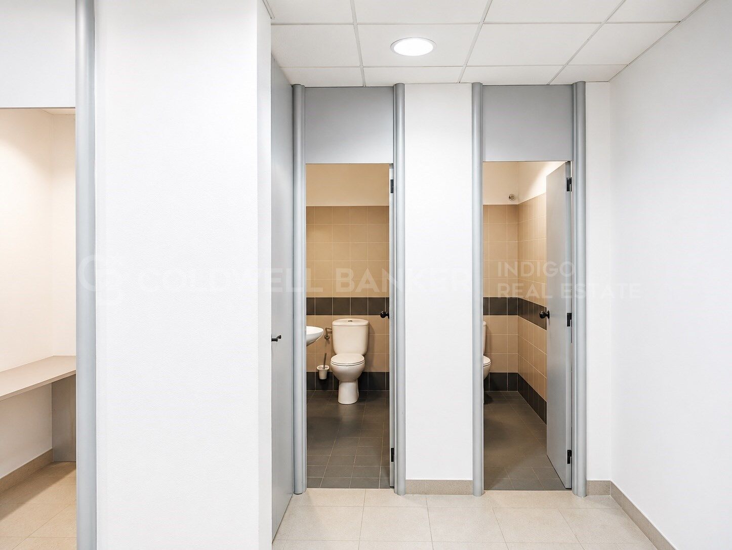 Propiedad comercial en Vigo, Pontevedra, España 151 m2 No. 178433