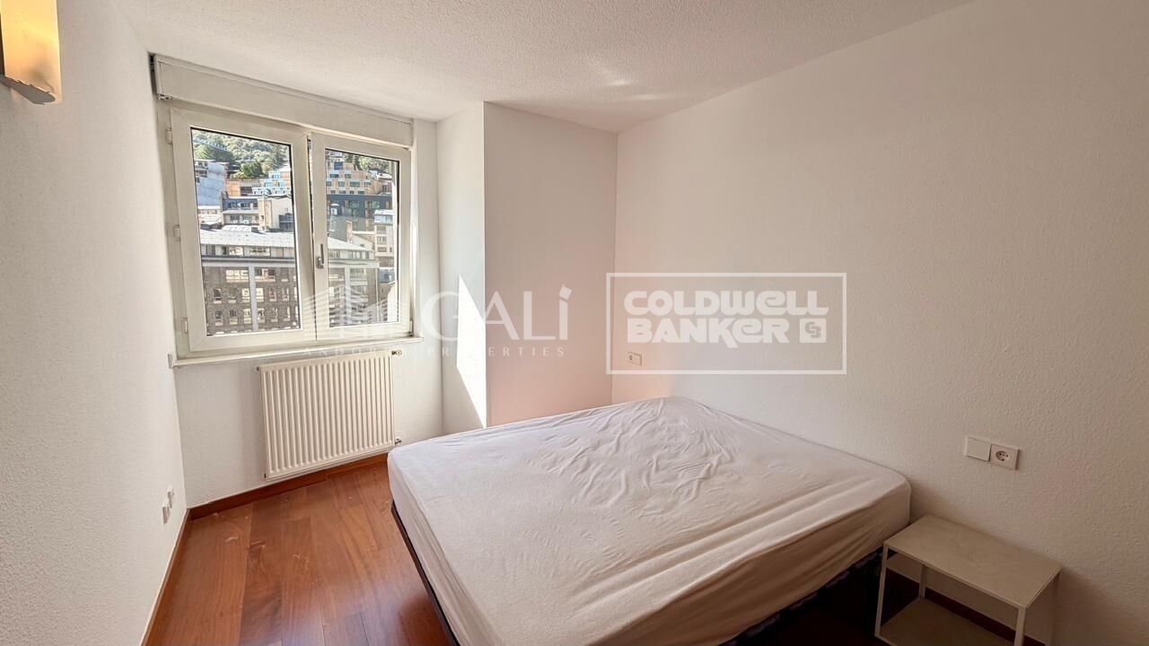 Apartment à Principado De Andorra (Ninguna Poblacion Tiene C.P.), Lleida, Espagne 4 chambres, 130 m2 No. 178432