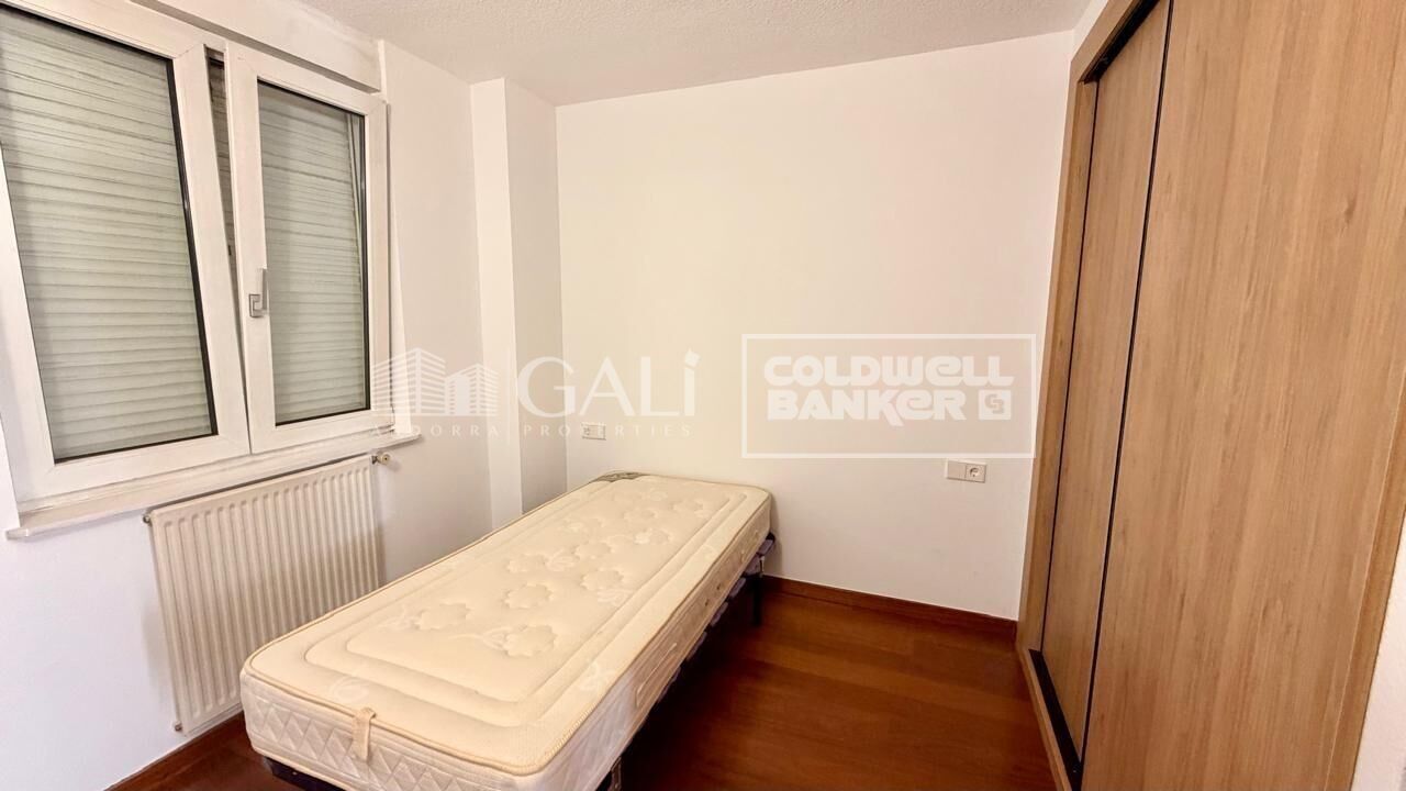 Apartment à Principado De Andorra (Ninguna Poblacion Tiene C.P.), Lleida, Espagne 4 chambres, 130 m2 No. 178432