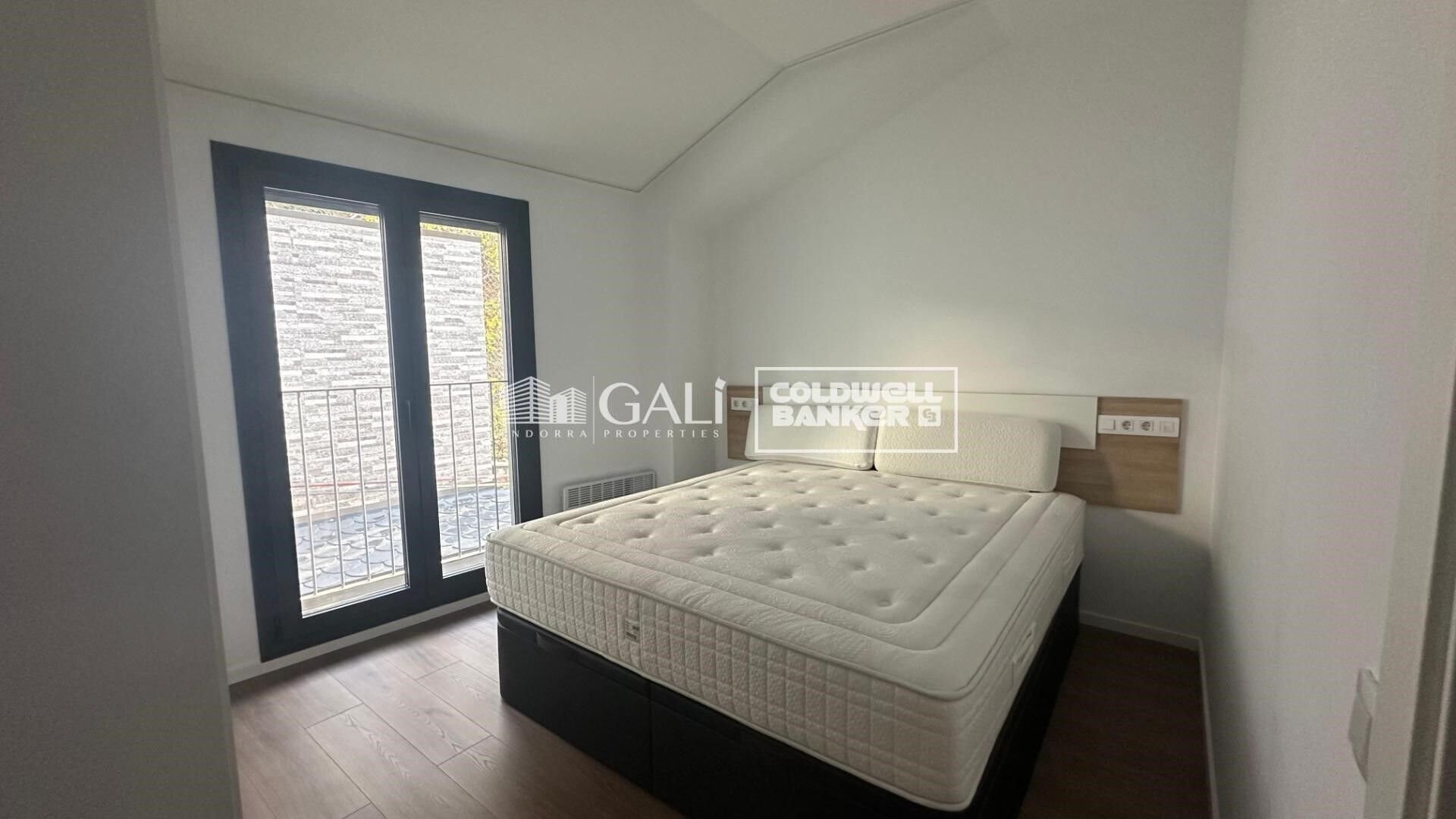 Apartment à Principado De Andorra (Ninguna Poblacion Tiene C.P.), Lleida, Espagne 1 chambre, 68 m2 No. 178434