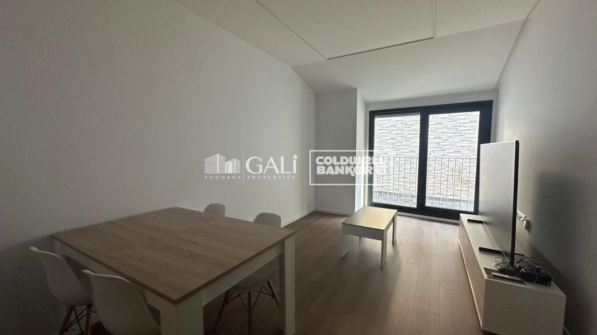 Apartment à Principado De Andorra (Ninguna Poblacion Tiene C.P.), Lleida, Espagne 1 chambre, 68 m2 No. 178434