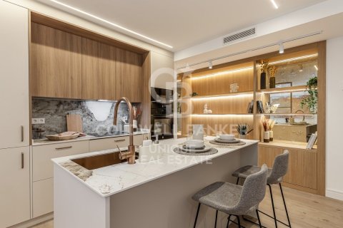 Apartamento en Madrid, España 4 dormitorios, 152 m2 No. 178435
