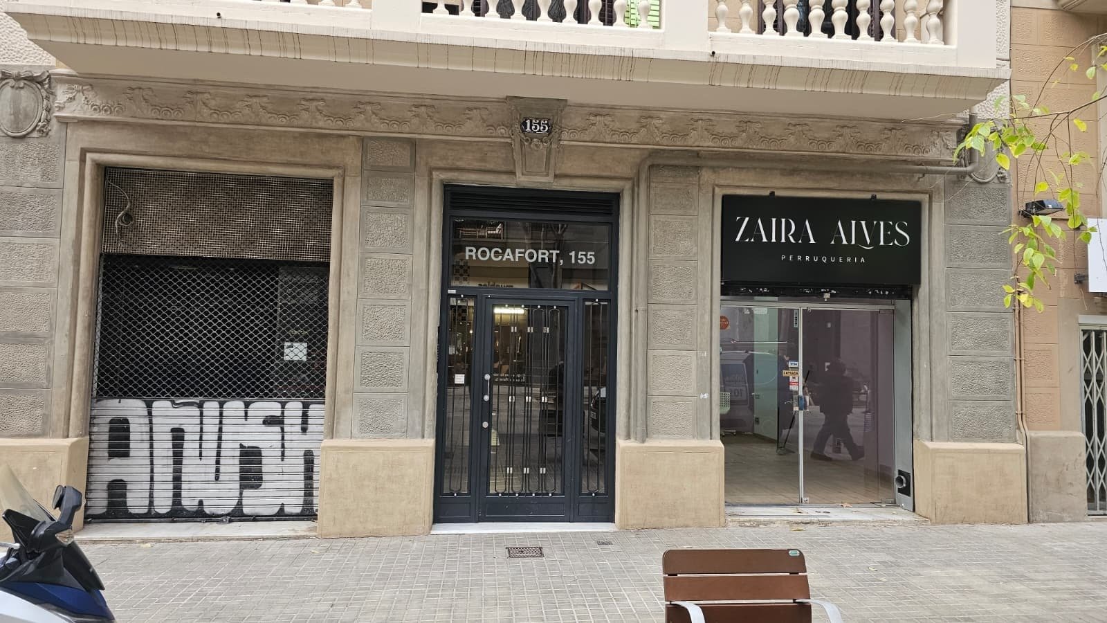 Commercial property in L'Eixample, Barcelona, Spain 103 sq.m. No. 150068