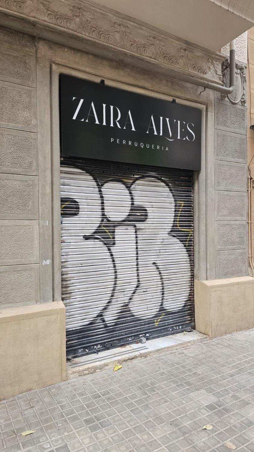 Commercial property in L'Eixample, Barcelona, Spain 103 sq.m. No. 150068
