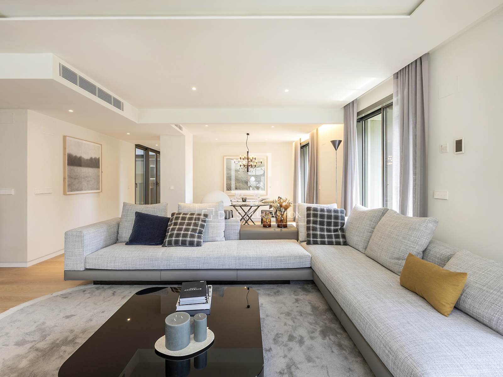 Appartamento a Barcelona, Spagna 3 camere da letto, 166 mq. N° 164638