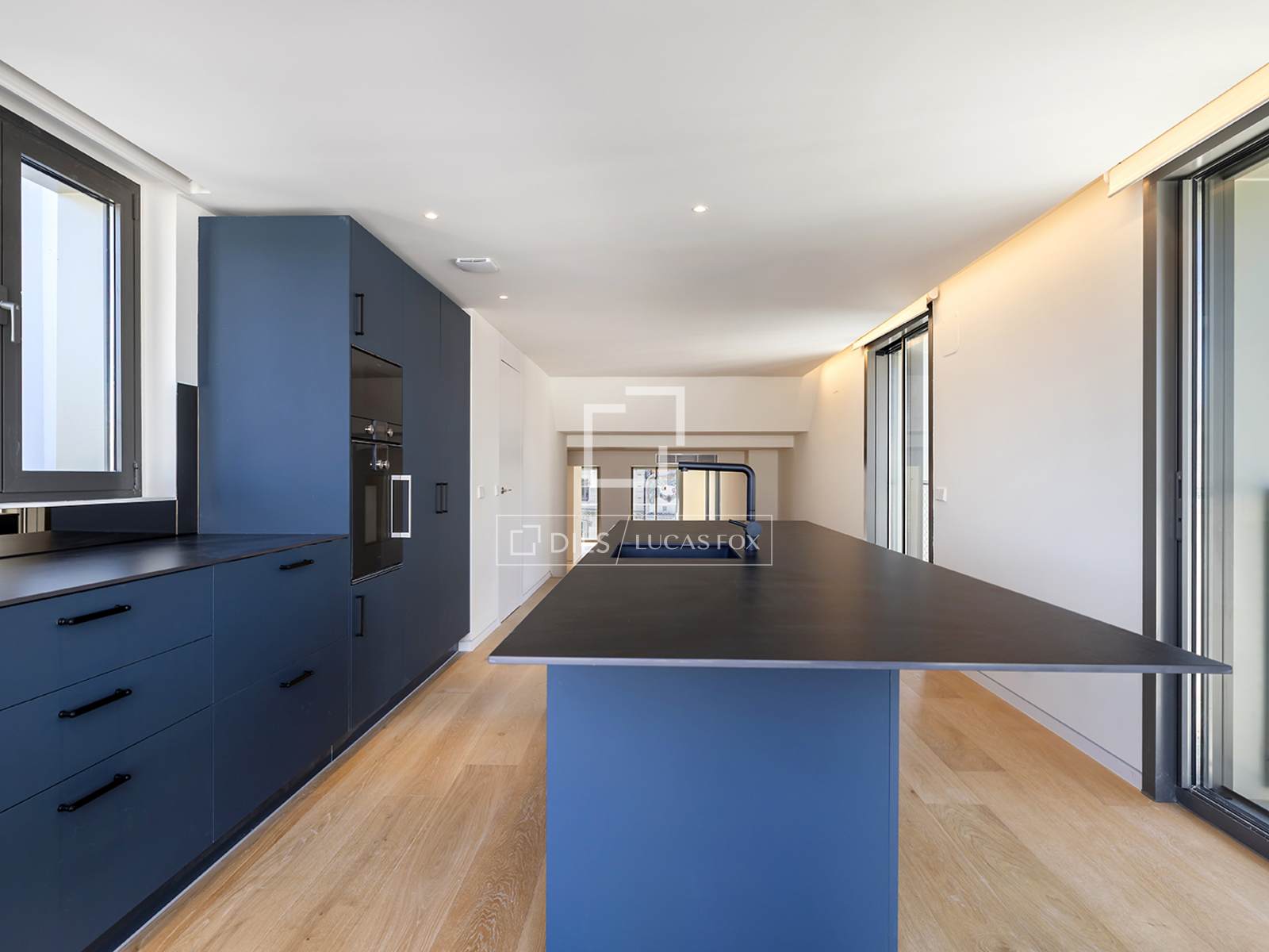 Penthouse in Barcelona, Spain 3 bedrooms, 368 sq.m. No. 164639