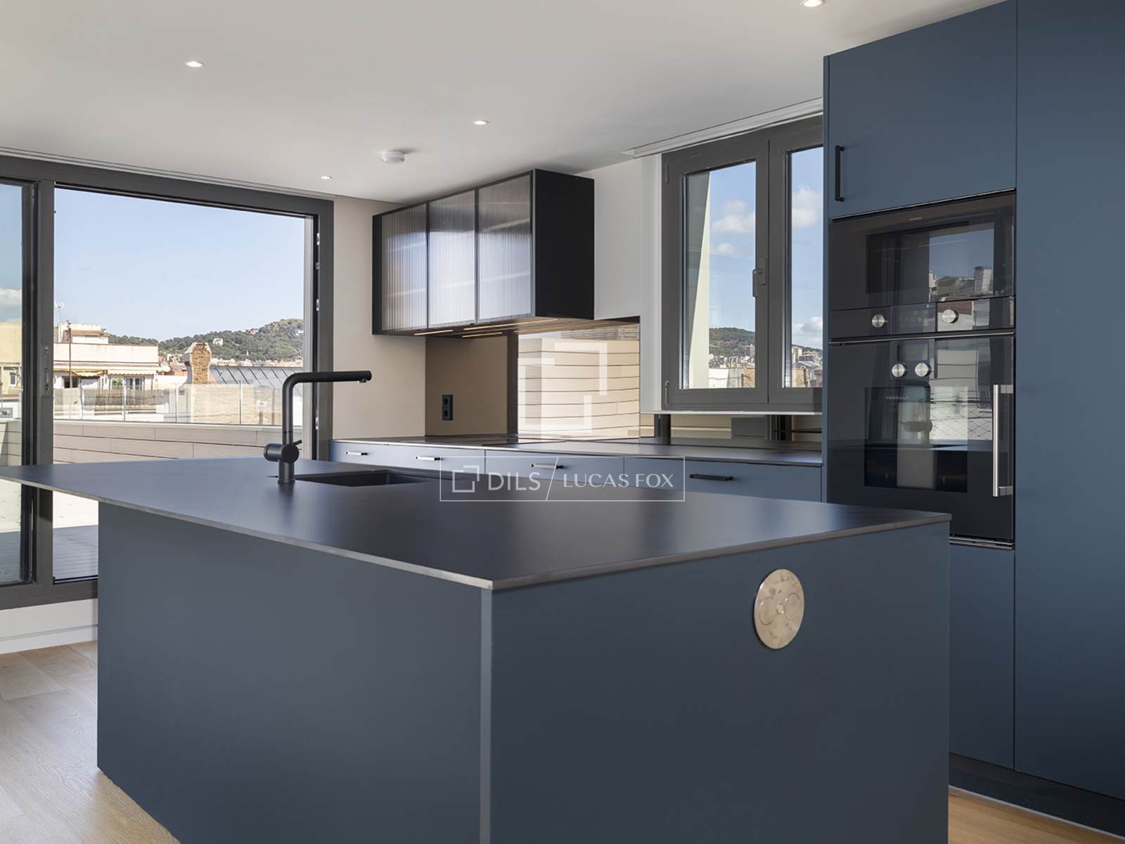 Penthouse in Barcelona, Spain 3 bedrooms, 368 sq.m. No. 164639