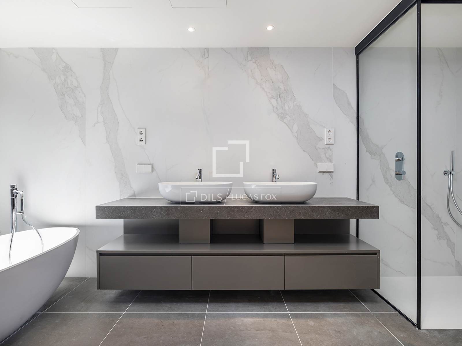 Penthouse in Barcelona, Spain 3 bedrooms, 368 sq.m. No. 164639