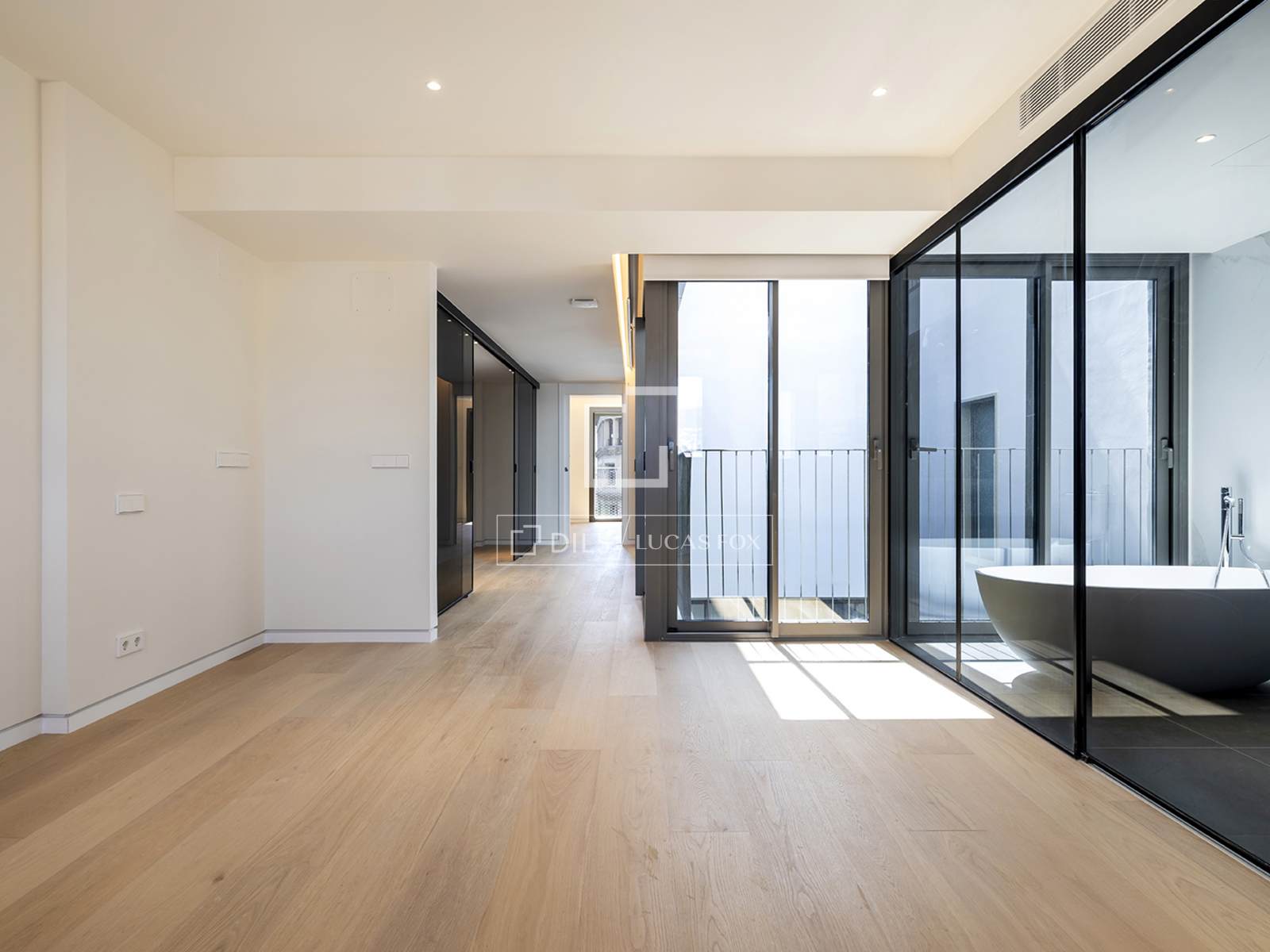Penthouse in Barcelona, Spain 3 bedrooms, 368 sq.m. No. 164639