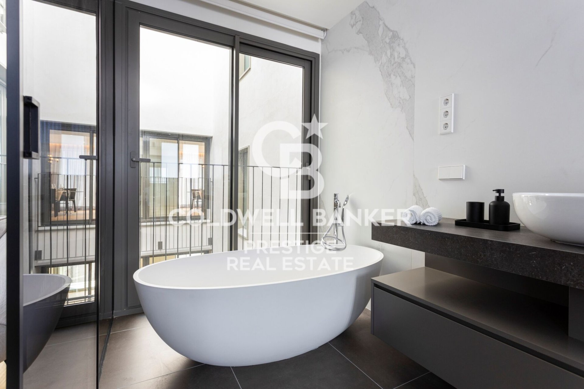 Dzīvoklis Barcelona, Spānijā 3 istabas, 150 m2 Nr. 159198