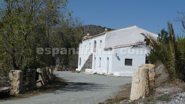 Proprietà commerciale a Taberno, Almeria, Spagna 8 camere da letto, 380 mq. N° 77997