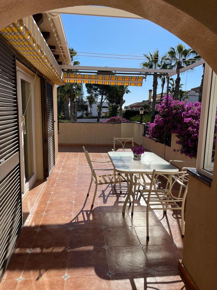 Villa in Villamartin, Alicante, Spain 3 bedrooms, 140 sq.m. No. 148397
