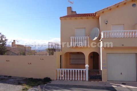 Villa i Lucar, Almeria, Spanien 4 sovrum, 140 kvm. Nr. 195961