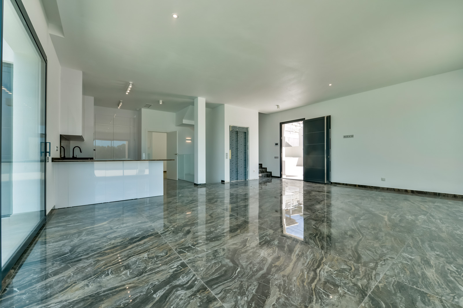 Villa i Finestrat, Alicante, Spanien 7 sovrum, 636 kvm. Nr. 168129