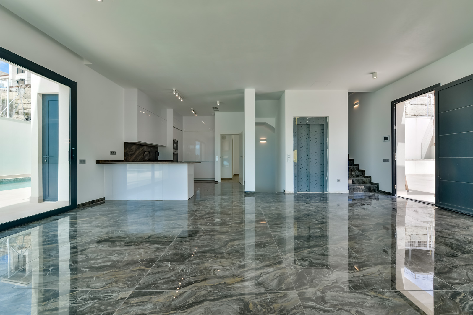 Villa i Finestrat, Alicante, Spanien 7 sovrum, 636 kvm. Nr. 168129