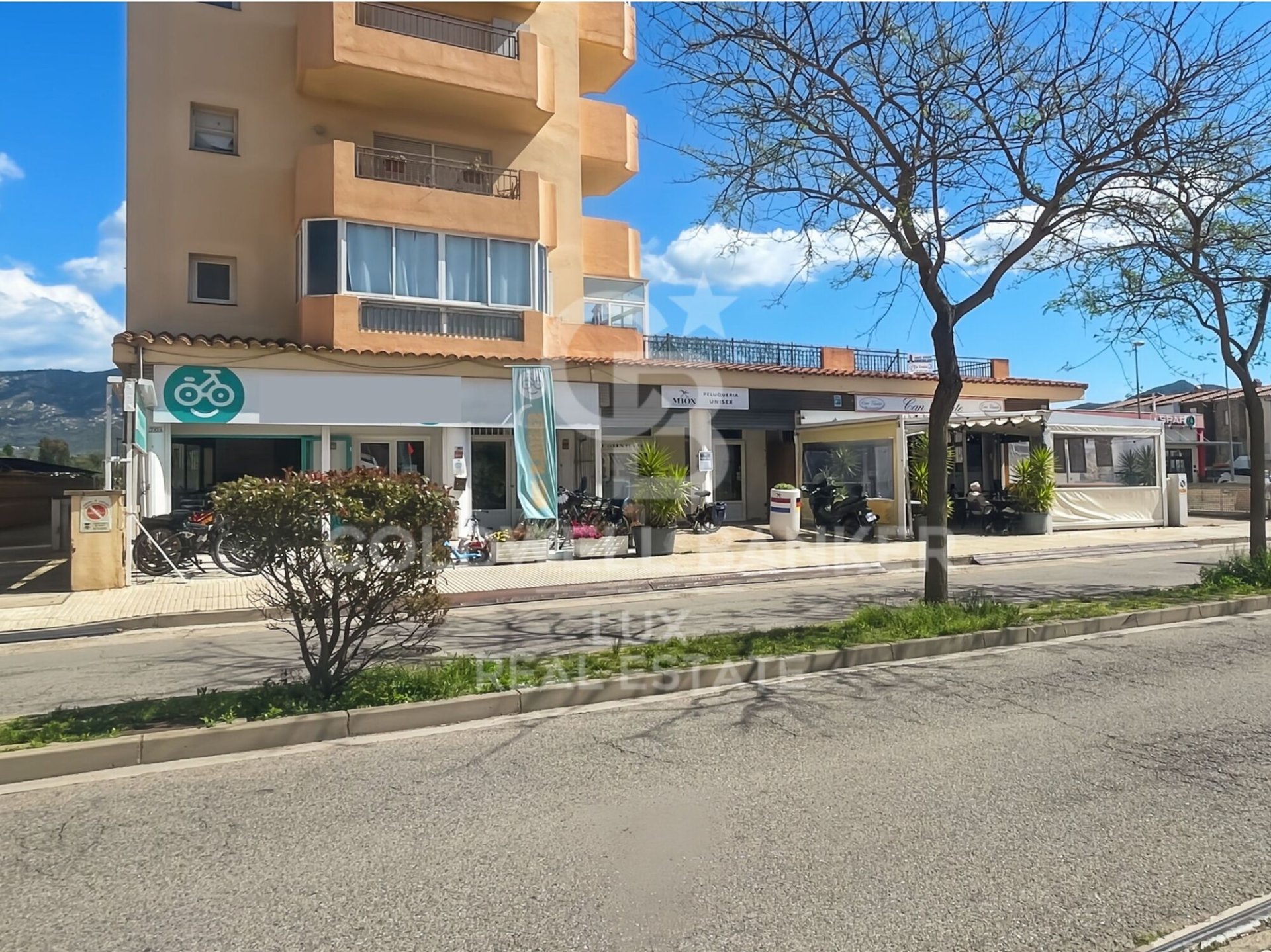 Commercial property in Roses, Girona, Spain 316 sq.m. No. 158914