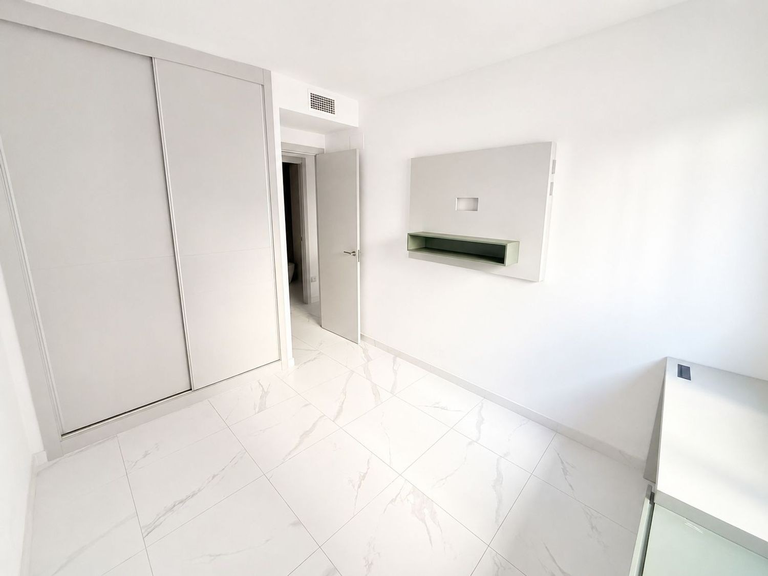 Dzīvoklis Alicante, Spānijā 4 istabas, 165 m2 Nr. 193606