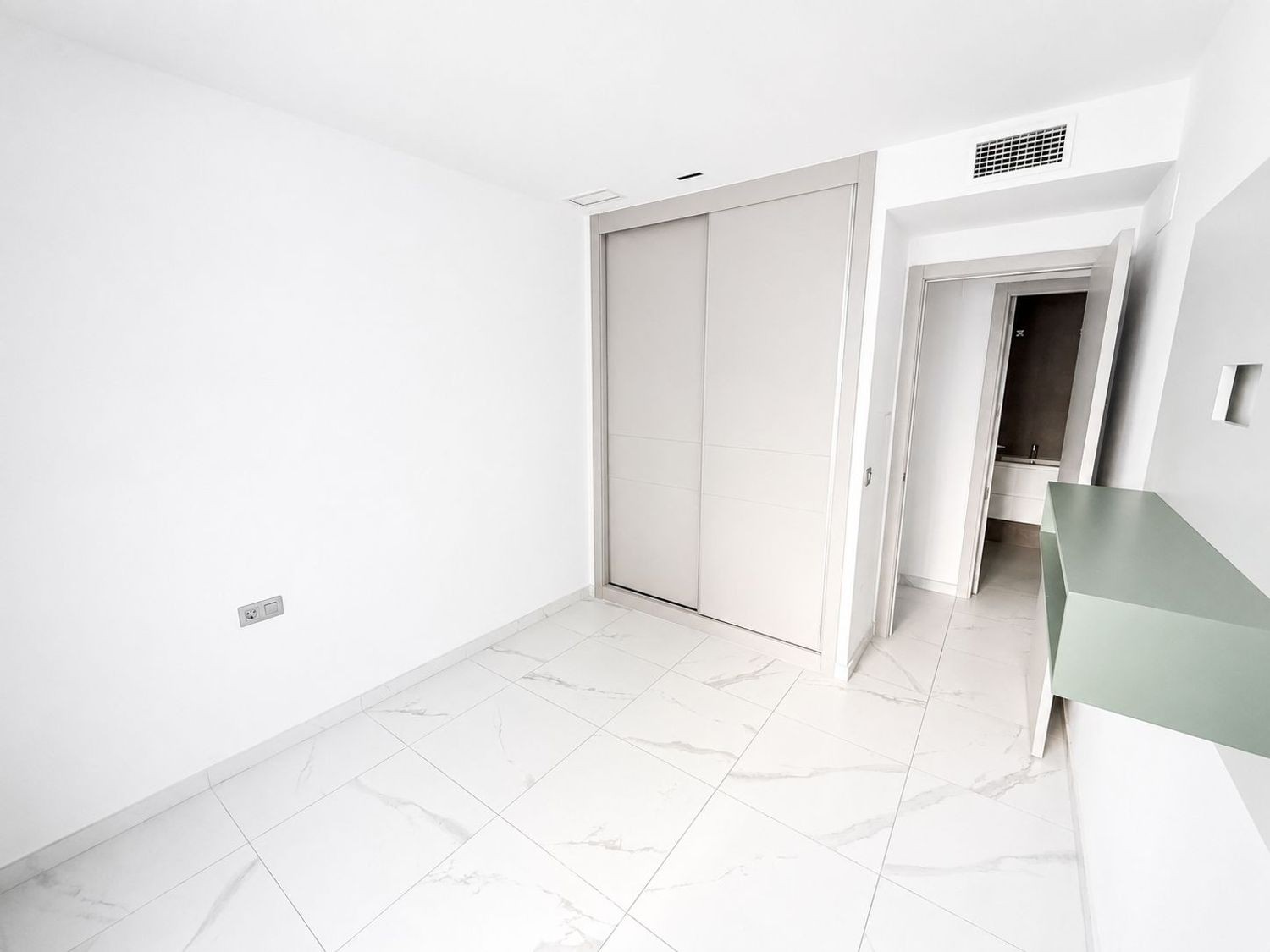 Dzīvoklis Alicante, Spānijā 4 istabas, 165 m2 Nr. 193606