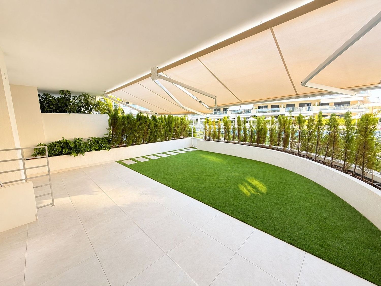 Dzīvoklis Alicante, Spānijā 4 istabas, 165 m2 Nr. 193606