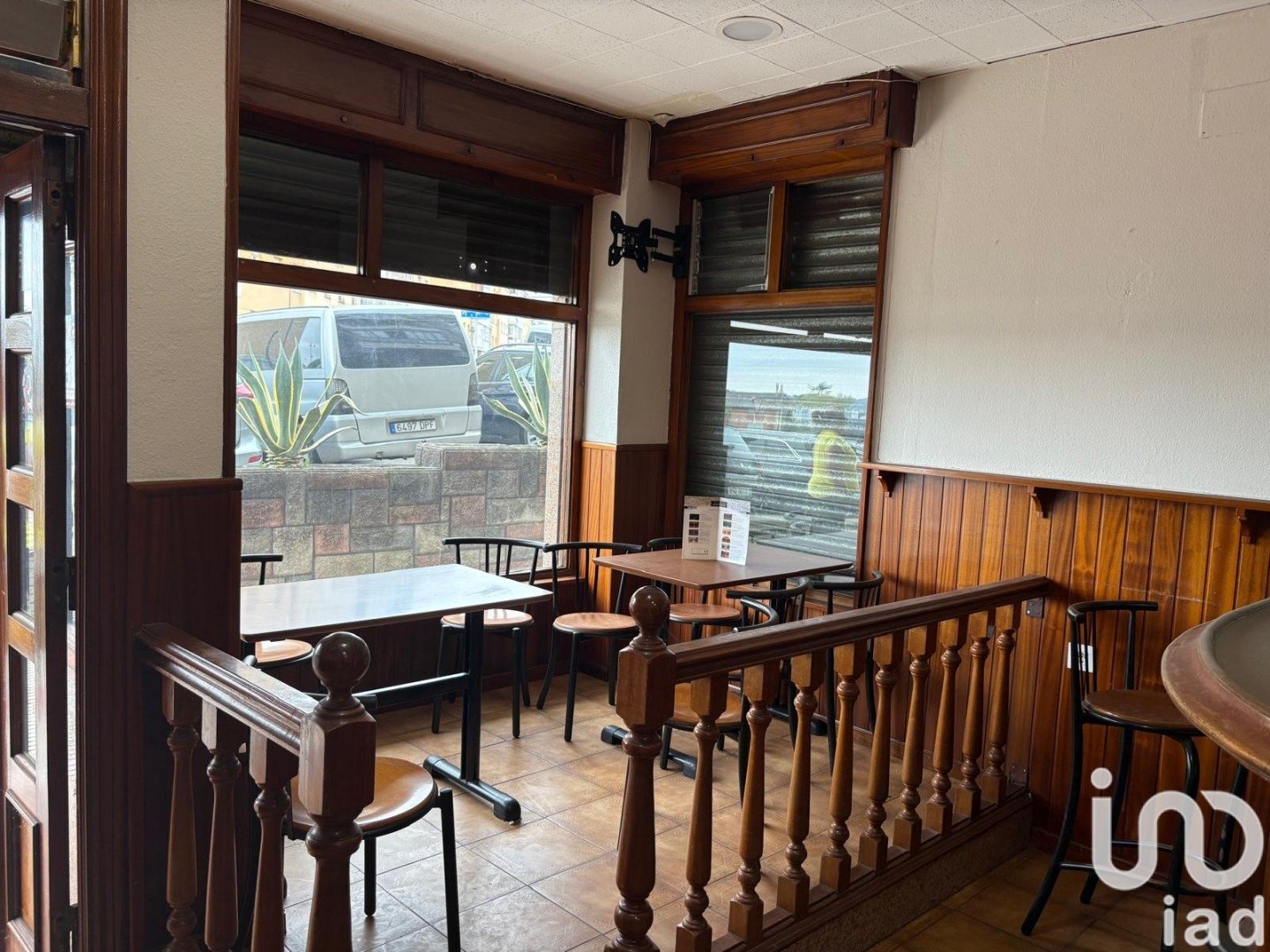 Commercial property à Aviles, Asturias, Espagne 76 m2 No. 185640