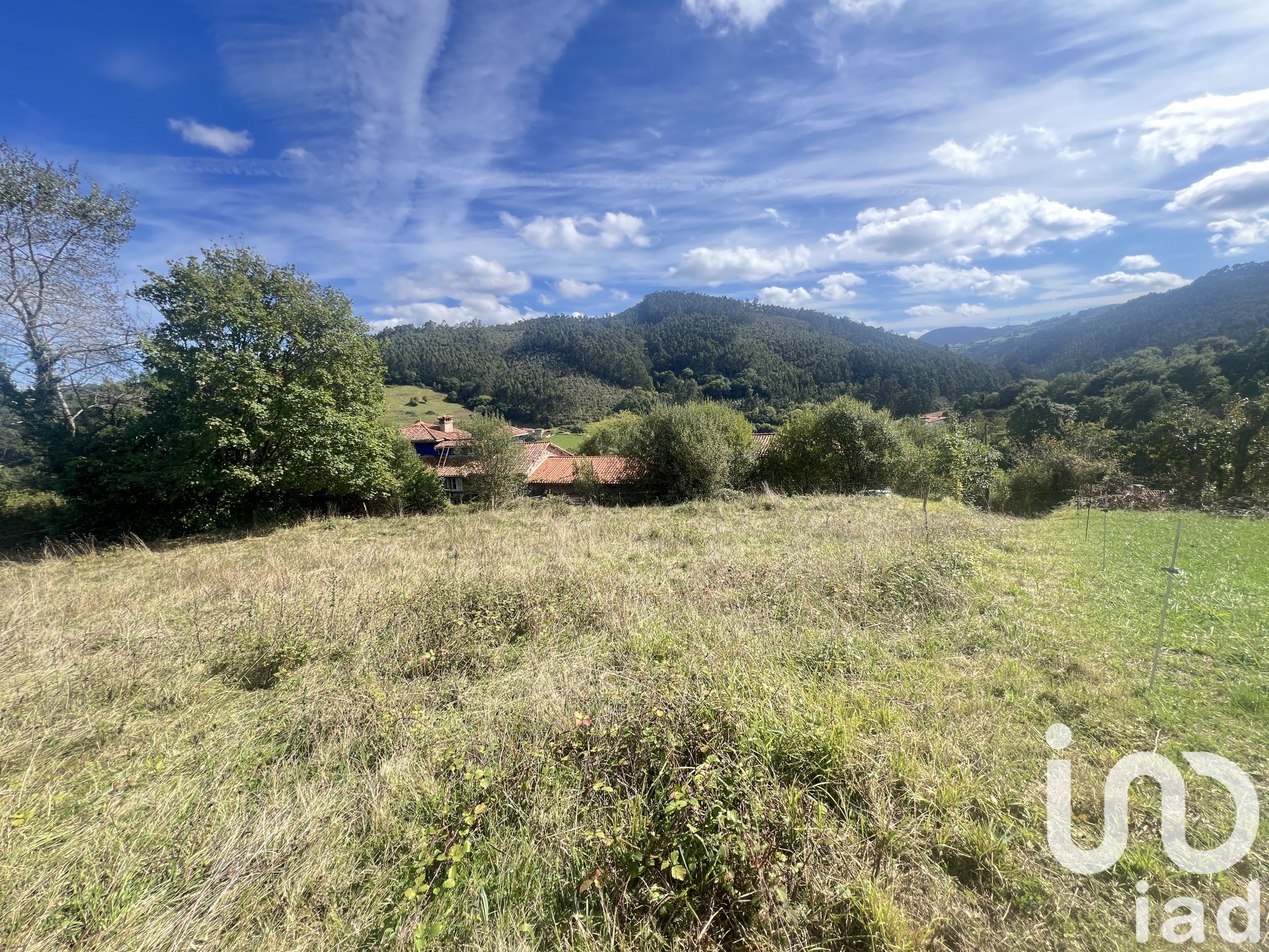 Land plot in Castrillon, Asturias, Spain 1250 sq.m. No. 185639