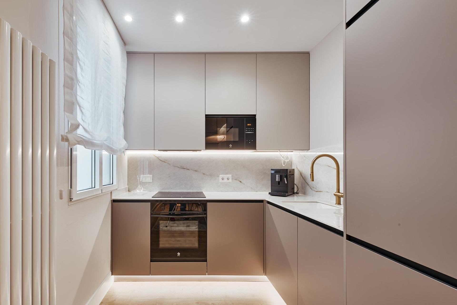 Apartamento en Madrid, España 2 dormitorios, 54 m2 No. 165804