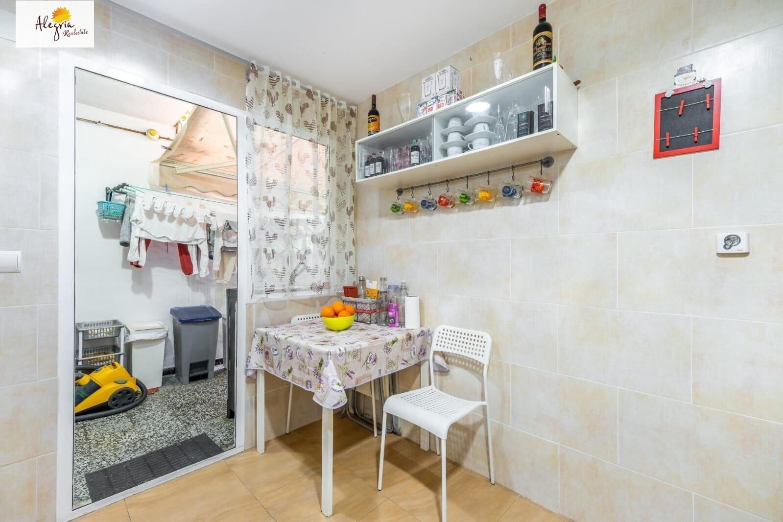 Apartment in Alicante, Spain 3 bedrooms, 88 sq.m. No. 165799